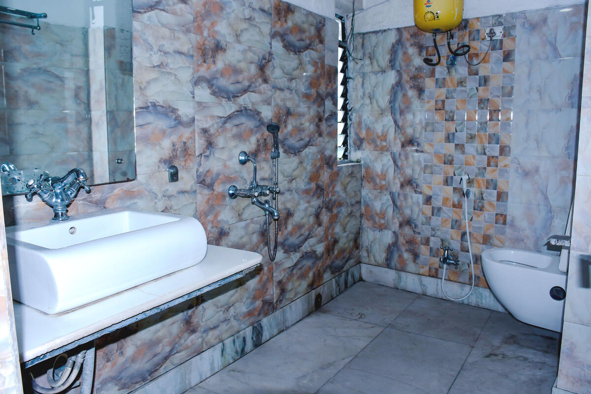 The silver Hotel Dhanbad