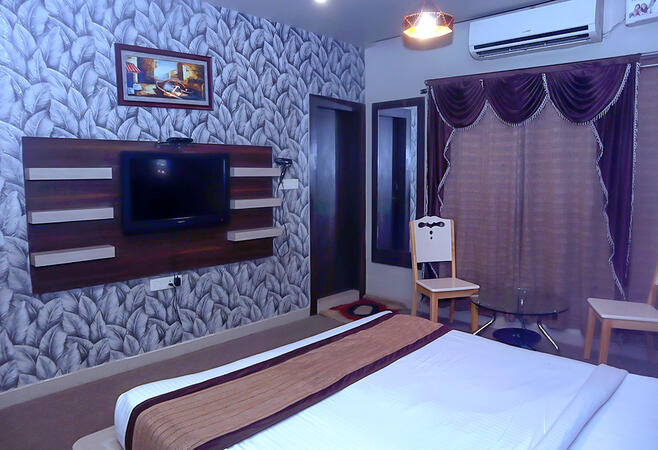 Hotel New Raj Residency