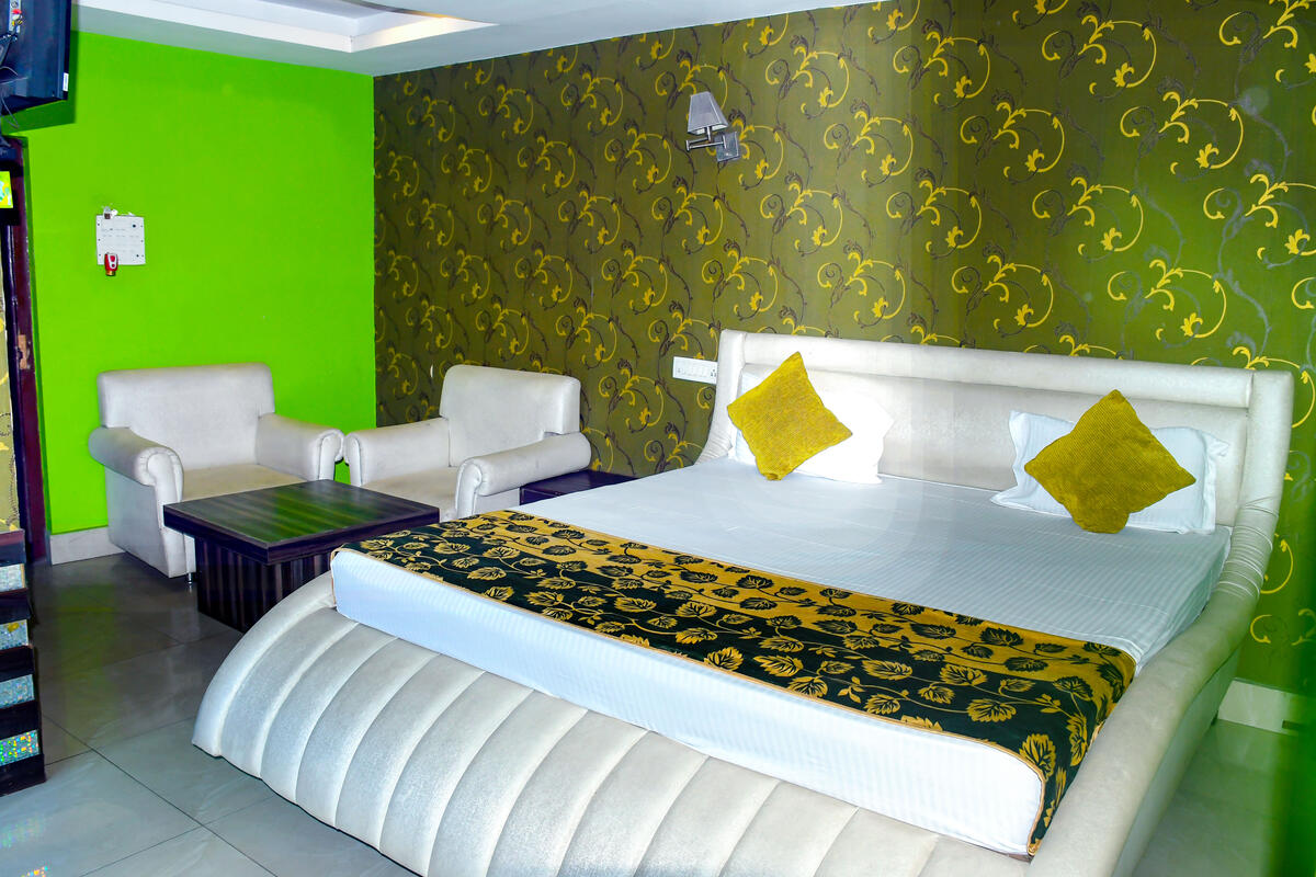 The silver Hotel Dhanbad