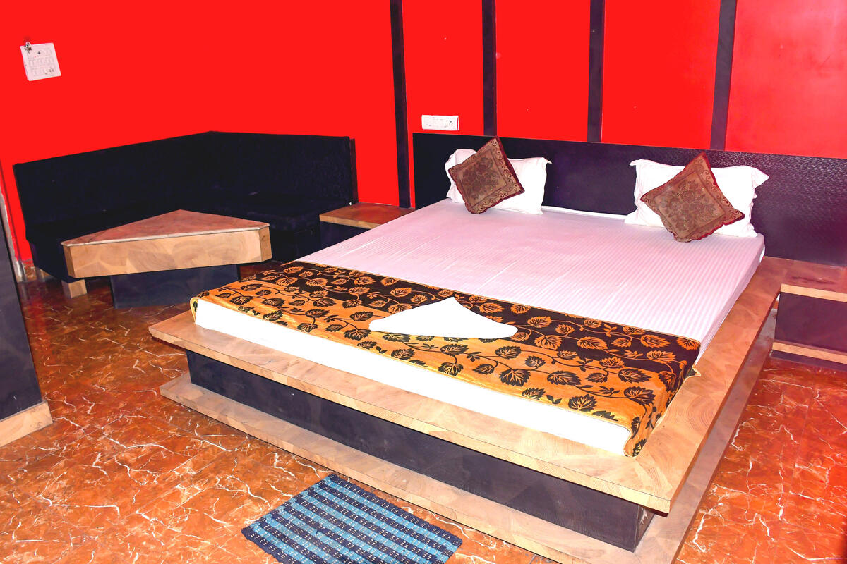 The silver Hotel Dhanbad