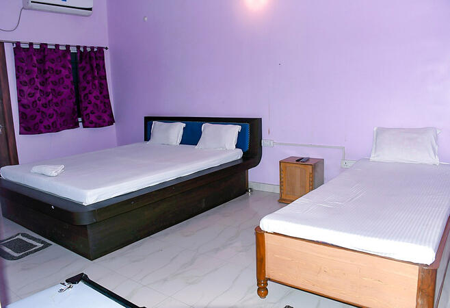 Hotel Mahi Raj