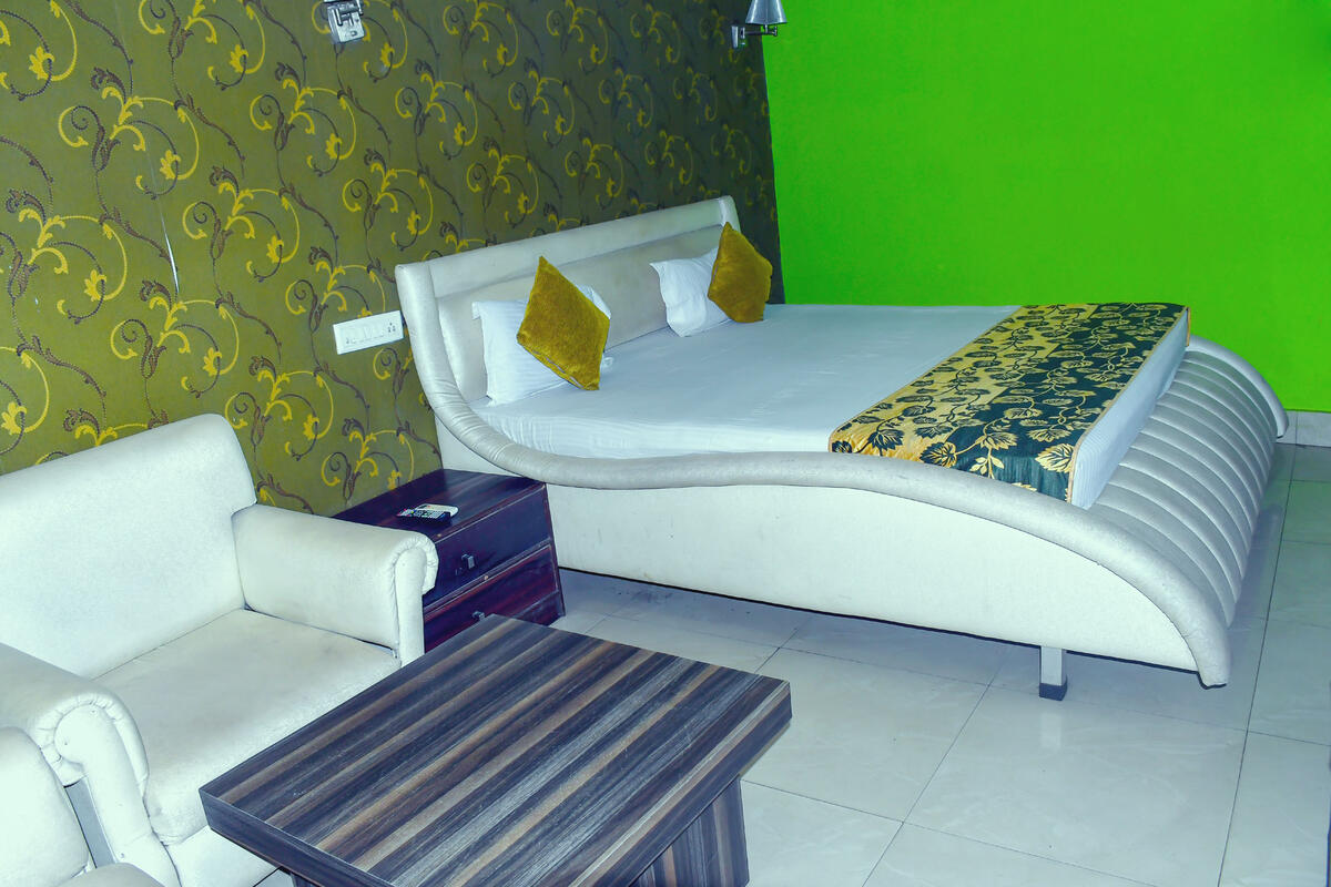 The silver Hotel Dhanbad